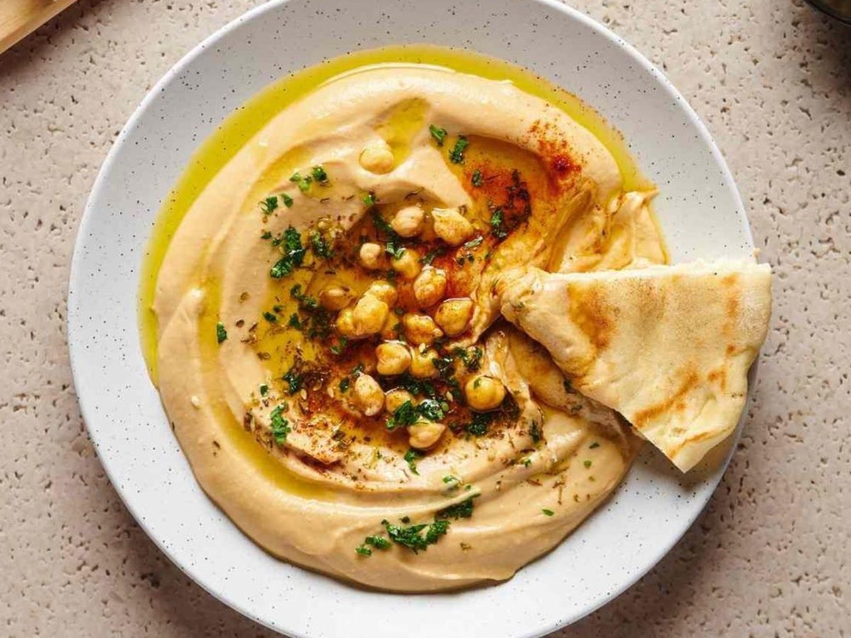 A shared mezze platter from the Foodies Club table